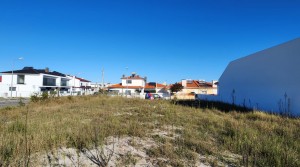 Lote terreno p/ construção, com 345m2, em Comeira – Marinha Grande