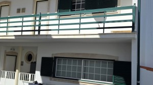 T1 – no r/c, mobilado e equipado, c/ vista mar em Paredes da Vitória.