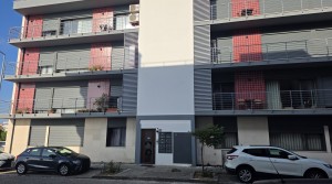 “T3, c/terraço, como novo, amplo e soalheiro a 2 min. centro M. Grande!